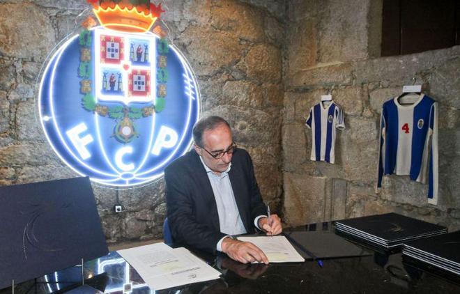 与此同时 与此同时